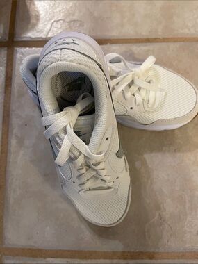 Nike White Mesh Sneakers with Gray Swoosh